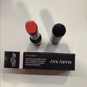 Mary Kay Supreme Hydrating Lipstick - Coral Confetti